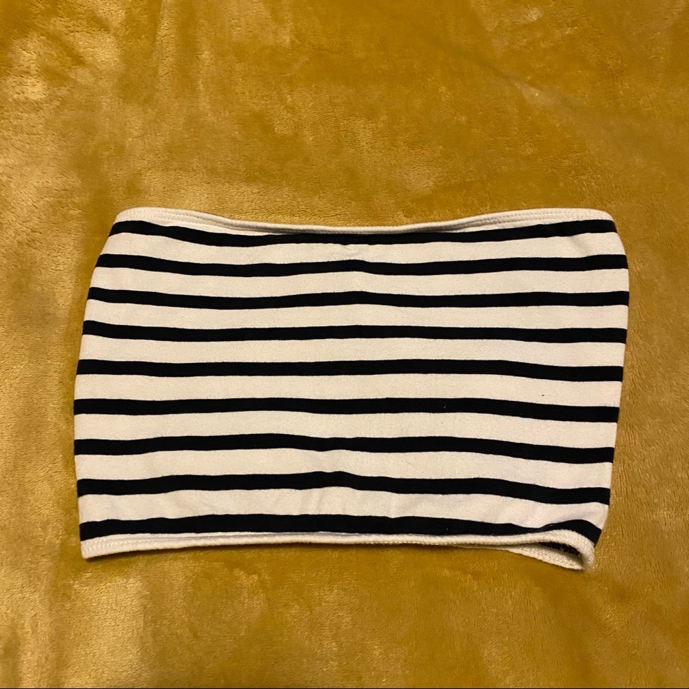 Hollister Crop Top